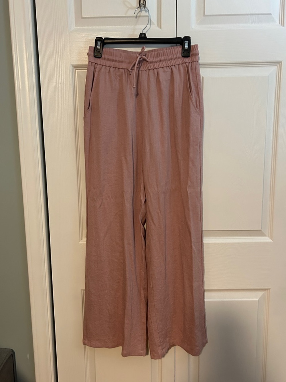 Halara sz. M Mauve Wide-Leg Drawstring Pants